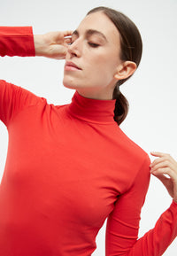Givn Berlin Longsleeve GBVIDA aus Bio-Baumwolle mit Turtleneck Longsleeve Tomato Red