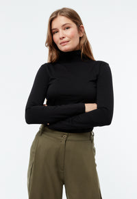 Givn Berlin Longsleeve GBVIDA aus Bio-Baumwolle mit Turtleneck Longsleeve Black