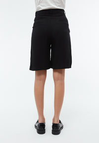 Givn Berlin Bermuda-Shorts PETRA aus TENCEL™ Lyocell Shorts Black (Tencel)