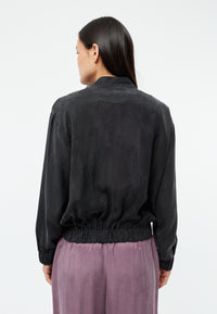 Givn Berlin Blousonjacke GBLORELLA relaxed aus TENCEL™ mit Peach-Effekt Jacket Black (Tencel)