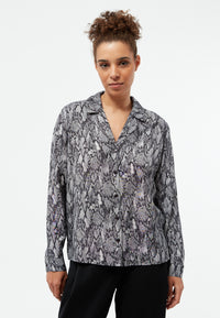 Givn Berlin Bluse GBZORA aus TENCEL™ mit Reverskragen Blouse Black / Grey (Snake)