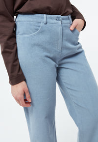 Givn Berlin Cordhose GBCORALIE in eleganter Passform aus Bio-Baumwolle Trousers Frosty Blue (Cord)