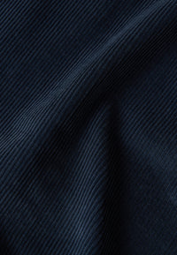 Givn Berlin Cordhose GBELENA in weiter Passform aus Bio-Baumwolle Trousers Midnight Blue (Cord)