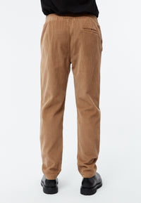 Givn Berlin Cordhose GBERIC aus Bio-Baumwolle mit elastischem Bund Trousers Dark Camel (Cord)