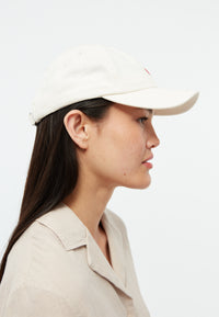Givn Berlin Dad Cap GBTIM (HEART) aus Bio-Baumwolle mit Stickerei Hat Off White
