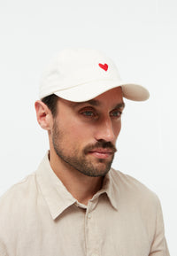 Givn Berlin Dad Cap GBTIM (HEART) aus Bio-Baumwolle mit Stickerei Hat Off White