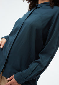 Givn Berlin Bluse GBIVA aus LENZING™ ECOVERO™ mit Stehkragen Blouse Midnight Blue