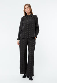 Givn Berlin Geraffte Bluse GBKASIA aus TENCEL™ mit Peach-Effekt Blouse Black / Dark Khaki (Waves)