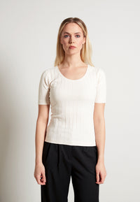 Givn Berlin Geripptes Shirt GBANAIS aus Bio-Baumwolle T-Shirt Off White