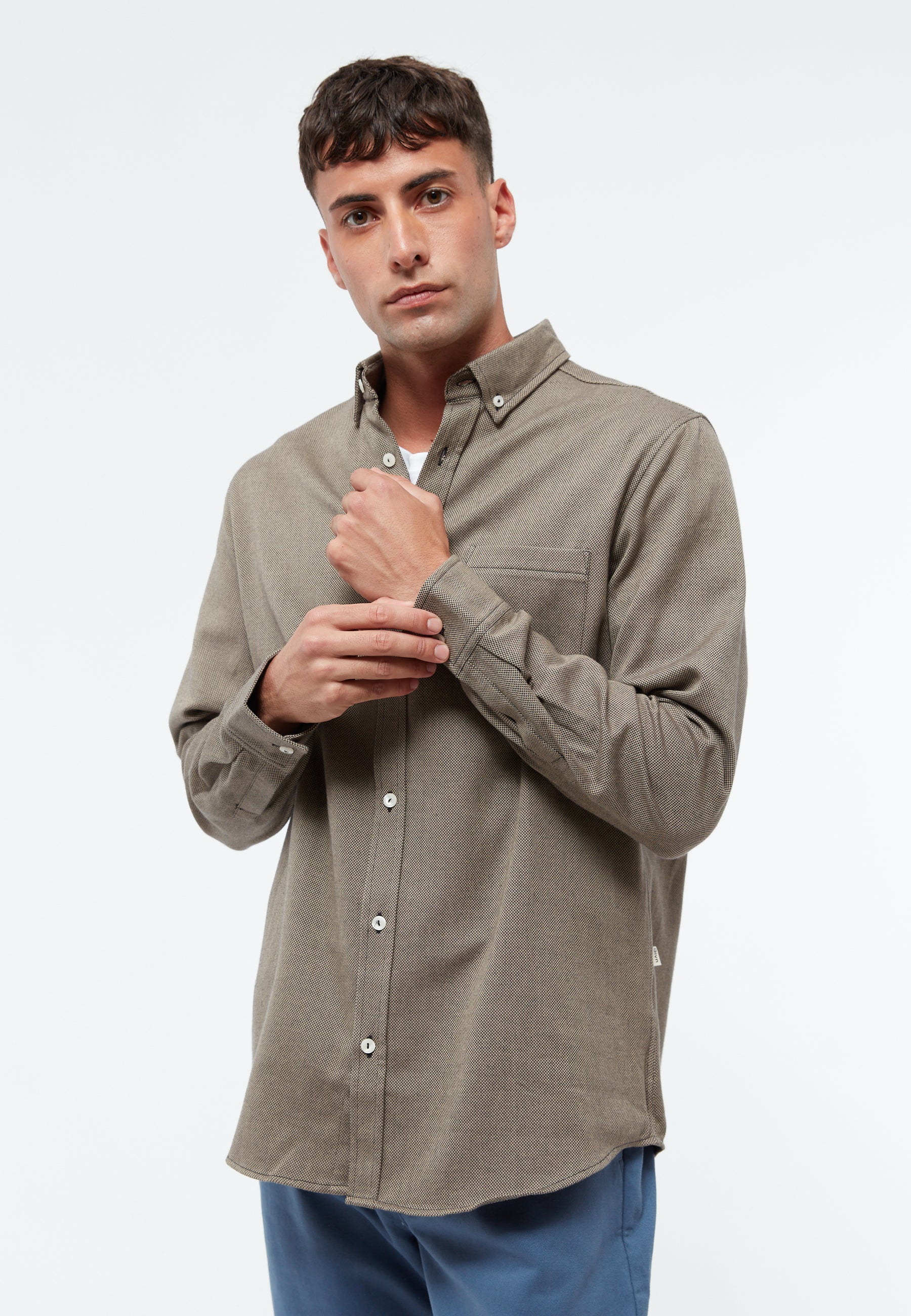 Givn Berlin Hemd MARLON aus Bio-Baumwolle Buttoned Shirt Camel