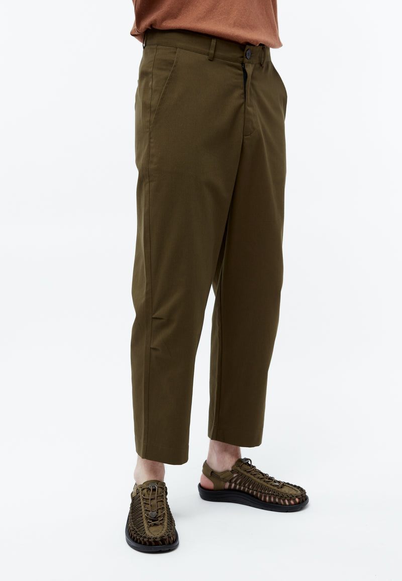 Givn Berlin Hose GBJORIS tapered aus Bio-Baumwolle Trousers Olive