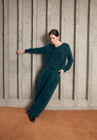 Givn Berlin Hose GBMARLA aus Cupro (Bemberg™) mit weitem Bein Trousers Dark Teal