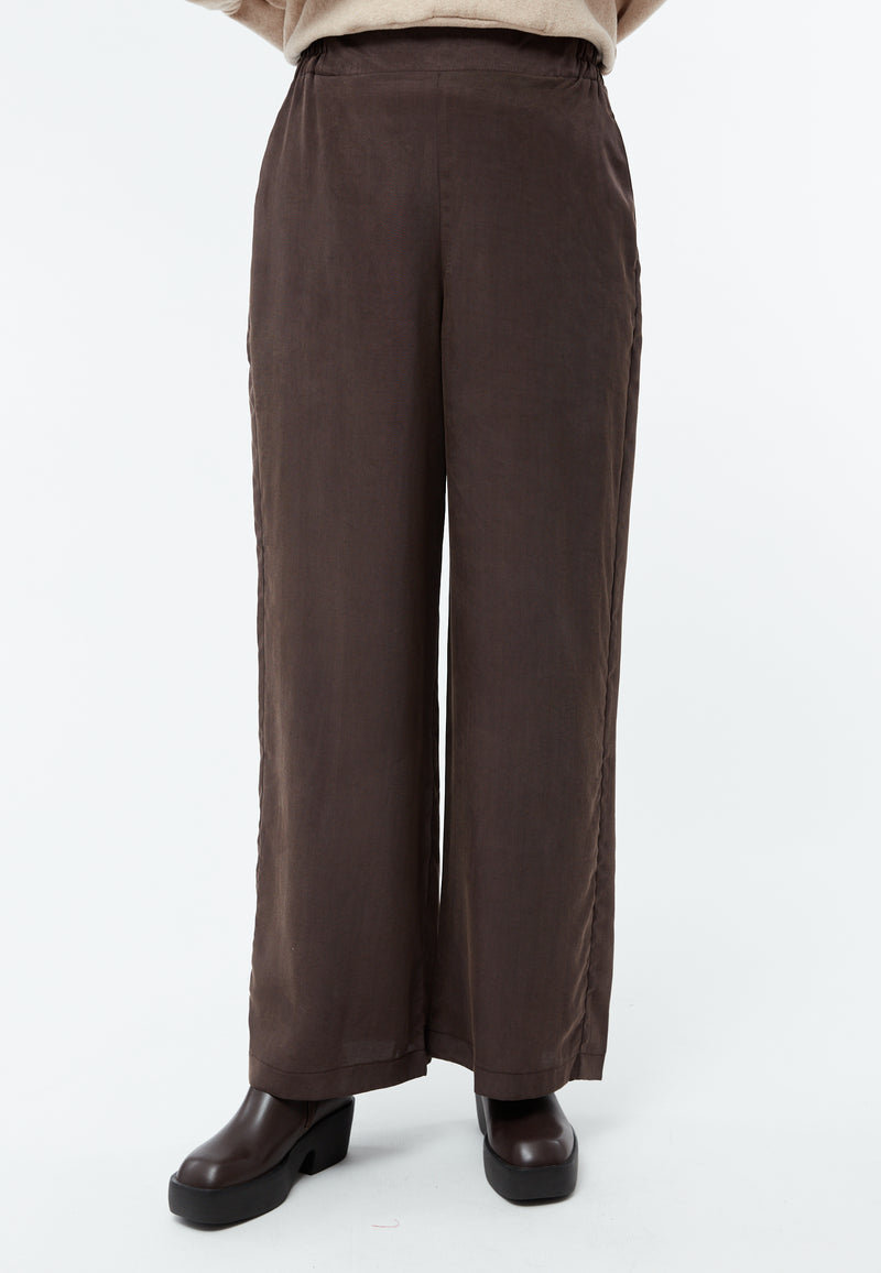 Givn Berlin Hose GBMARLA relaxed aus TENCEL™ mit Peach-Effekt Trousers Coffee Brown (Tencel)