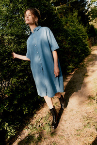 Givn Berlin Jeanskleid GBELOISE relaxed Fit aus Bio-Baumwolle Dress Light Blue (Denim)