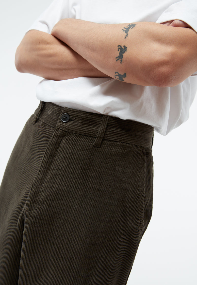 Givn Berlin Kordhose GBKLAAS aus Bio-Baumwolle mit weitem Bein Trousers Dark Olive (Cord)