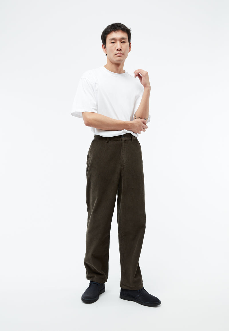 Givn Berlin Kordhose GBKLAAS aus Bio-Baumwolle mit weitem Bein Trousers Dark Olive (Cord)
