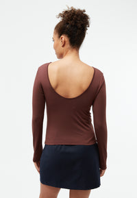 Givn Berlin Longsleeve GBMIMI aus TENCEL™ mit tiefem Rückenausschnitt Longsleeve Burned Brown (Tencel)
