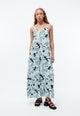 Givn Berlin Maxi-Kleid GBROXIE aus TENCEL™ mit Peach-Effekt Dress Gentle Blue (Dreamy Florals)