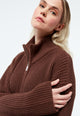 Givn Berlin Strickjacke GBABIGAIL aus Bio-Baumwolle mit Reißverschluss Cardigan Burned Brown