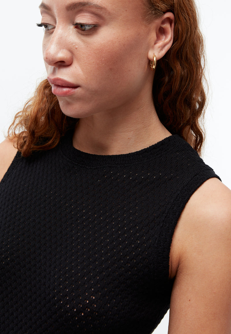 Givn Berlin Stricktop GBSHIRLEY cropped aus Bio-Baumwolle im Jacquard Muster Top Black (Jacquard)