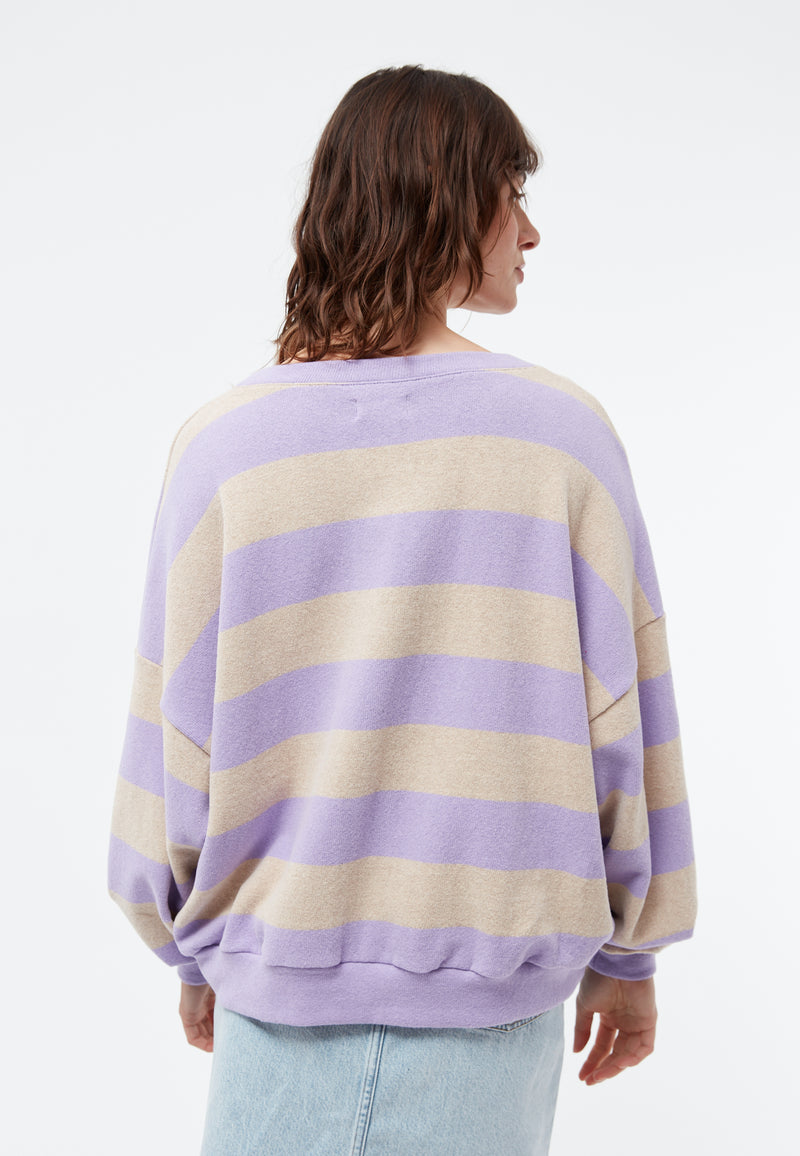 Givn Berlin Sweater GBADA loose Fit aus recycelter Baumwolle Sweater Light Beige / Light Amethyst (Stripes)