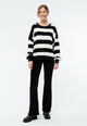 Givn Berlin Sweater GBADA loose Fit aus recycelter Baumwolle Sweater Off White / Black (Stripes)