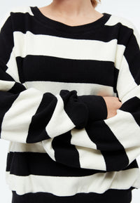 Givn Berlin Sweater GBADA loose Fit aus recycelter Baumwolle Sweater Off White / Black (Stripes)