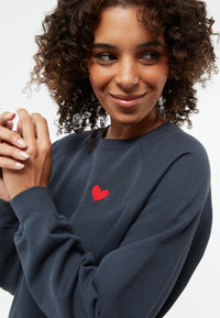 Givn Berlin Sweater GBYARA (Heart) aus Bio-Baumwolle mit Stickerei Sweater Midnight Blue