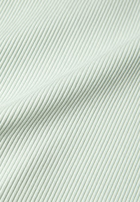 Givn Berlin Top GBILMA aus Bio-Baumwoll Jersey Top Light Mint (Rib)