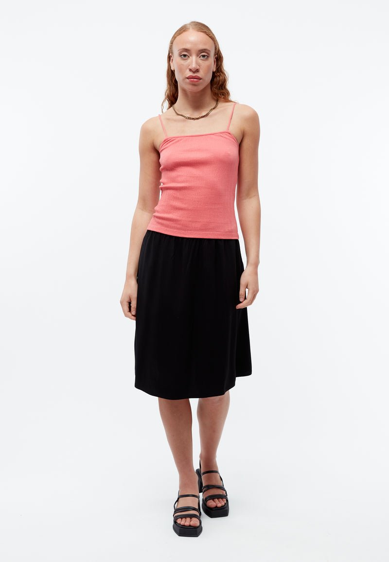 Givn Berlin Top GBJEANETTE aus gesmocktem Bio-Baumwoll Jersey mit Spaghettiträgern Top Sunset Coral (Rib)