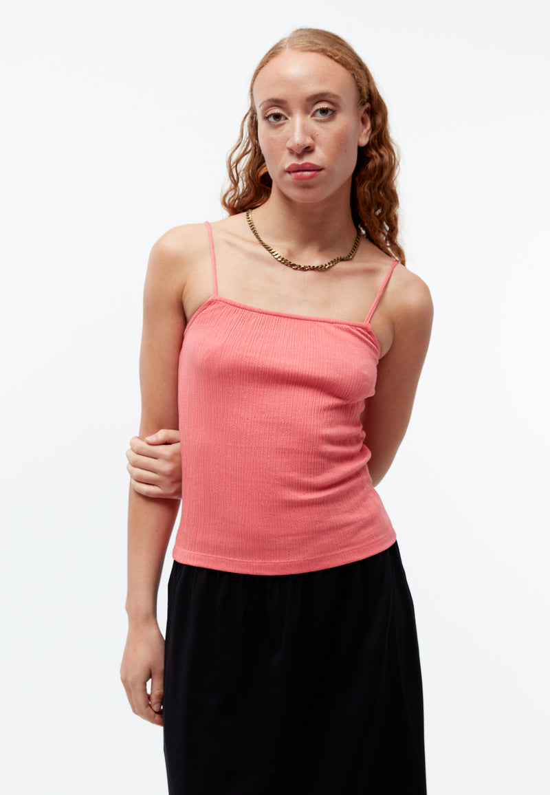 Givn Berlin Top GBJEANETTE aus gesmocktem Bio-Baumwoll Jersey mit Spaghettiträgern Top Sunset Coral (Rib)