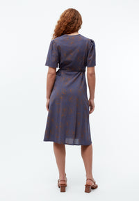 Givn Berlin Wickelkleid GBBABETTE aus Bio-Baumwoll Crepe Dress Nightshade Blue (Outlines)