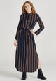 Givn Berlin Hemdblusenkleid STELLA aus LENZING™ ECOVERO™ Dress Midnight Blue / Light Camel (Stripes)