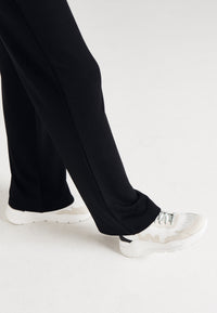 Givn Berlin Hose GRAY aus TENCEL™ Modal Trousers Black