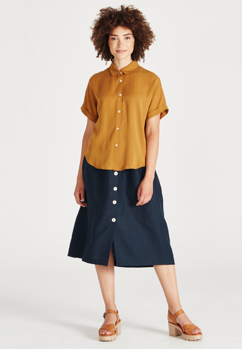 Givn Berlin Kurzarmbluse SARAH aus TENCEL™ Lyocell Blouse Rubber Brown (Tencel)