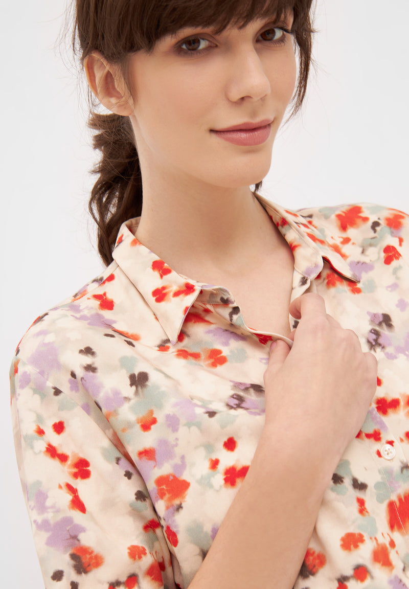 Givn Berlin Kurzarmbluse STINE aus LENZING™ ECOVERO™ Blouse Lavender / Sage (Flowers)