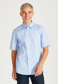 Givn Berlin Kurzarmhemd DYLAN aus Bio-Baumwolle Buttoned Shirt Light Blue/White (Thin Stripes)