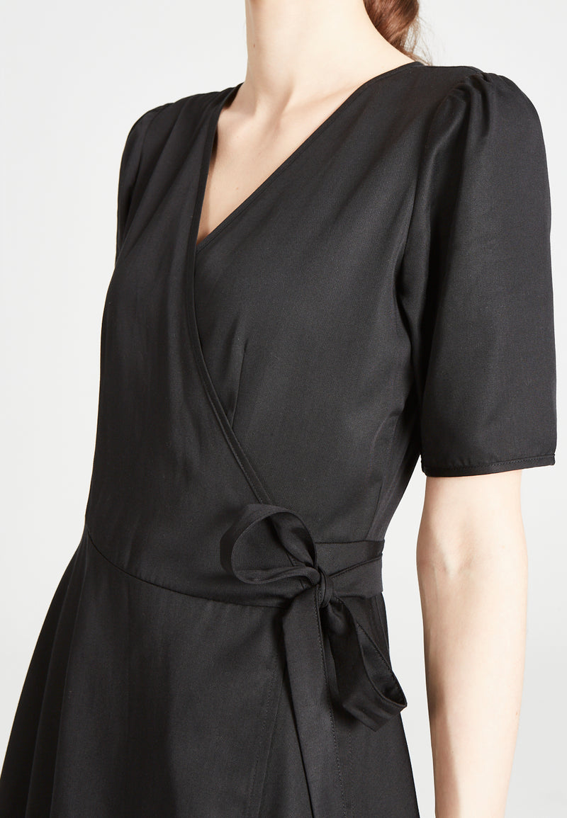 Givn Berlin Wickelkleid VANESSA aus LENZING™ ECOVERO™ Dress Black (Tencel)